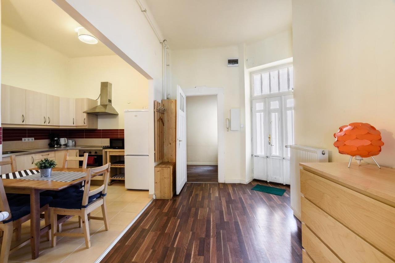 Arpa Flat Sunny Apartamento Budapeste Exterior foto